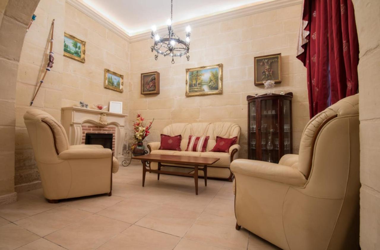 Grand Holiday home